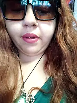 Snapshot of melisa_hot420 chatting on 10-13-25, 08:54 melisa hot420 online show from 10-13-25, 08:54