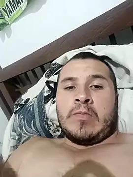 santiii   12 online show from 12-17-25, 07:24