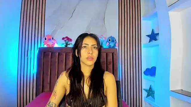 ValkaGrecco online show from 11-30-25, 01:01