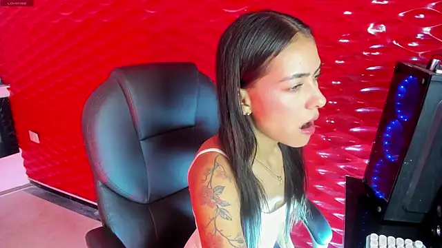 ValkaGrecco online show from 01-13-26, 11:41