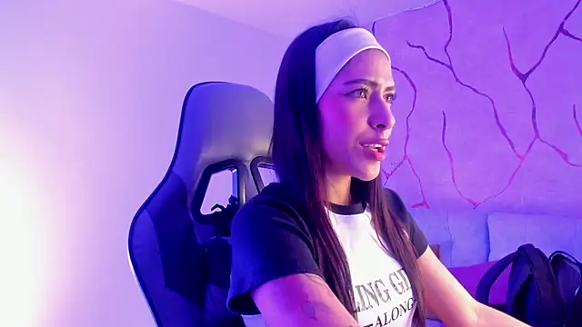 ValkaGrecco online show from 11-12-25, 02:59