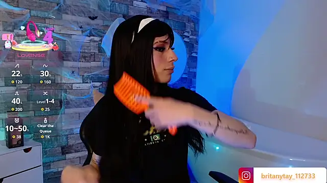 boyfox tay online show from 11-20-25, 04:13