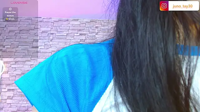 Snapshot of juno_tay chatting on 10-03-25, 07:04 juno tay online show from 10-03-25, 07:04