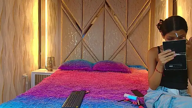 Hotcouple 222 online show from 11-30-25, 07:31