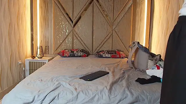 Hotcouple 222 online show from 04-07-26, 01:46