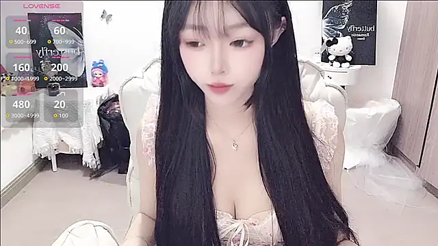 Snapshot of -EEBABY chatting on 06-14-26, 03:13 -EEBABY online show from 06-14-26, 03:13