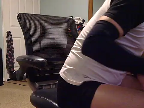 beastontop10 online show from 12-18-25, 05:45