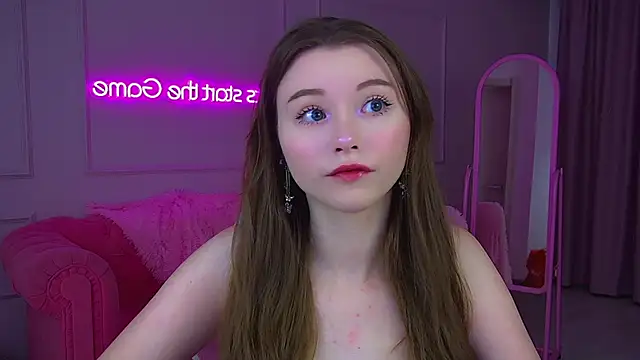 KeiraAsti online show from 11-11-25, 06:03