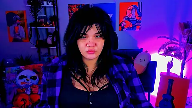 MaryHarrys online show from 10-24-25, 08:19