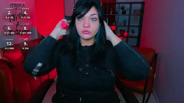 MaryHarrys online show from 11-13-25, 02:37