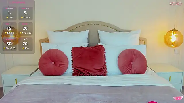 MilaMour online show from 11-12-25, 08:23