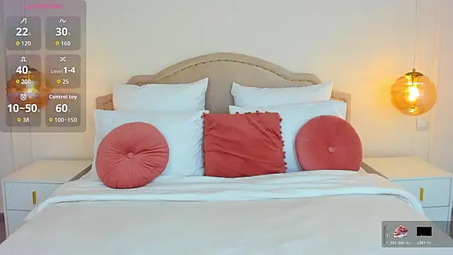 MilaMour online show from 10-27-25, 08:21