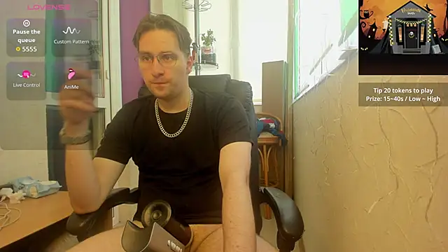 Snapshot of romiosabrino chatting on 05-30-26, 04:12 romiosabrino online show from 05-30-26, 04:12