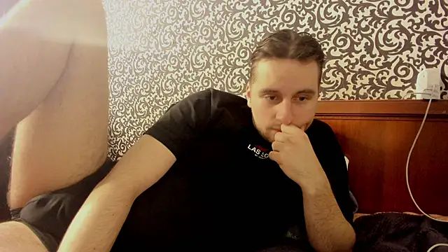 romiosabrino online show from 03-30-26, 08:10