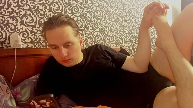 Snapshot of romiosabrino chatting on 05-11-26, 04:04 romiosabrino online show from 05-11-26, 04:04