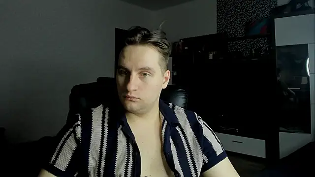 Snapshot of romiosabrino chatting on 01-31-26, 07:12 romiosabrino online show from 01-31-26, 07:12