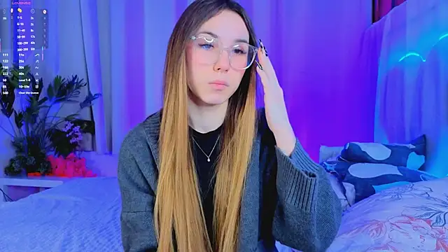 -CindyLou online show from 11-29-25, 05:29