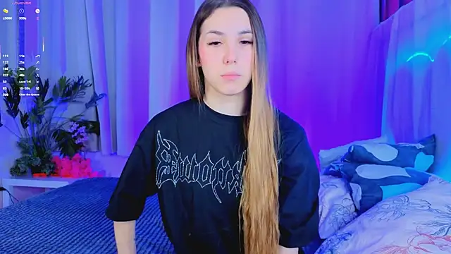 -CindyLou online show from 11-28-25, 05:18