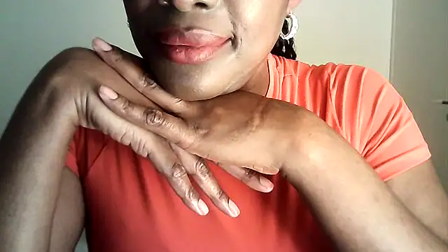 Chatdoll2 online show from 07-16-26, 12:02