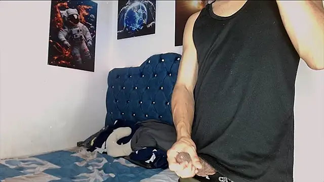 Arturocontreras11 online show from 12-05-25, 04:55