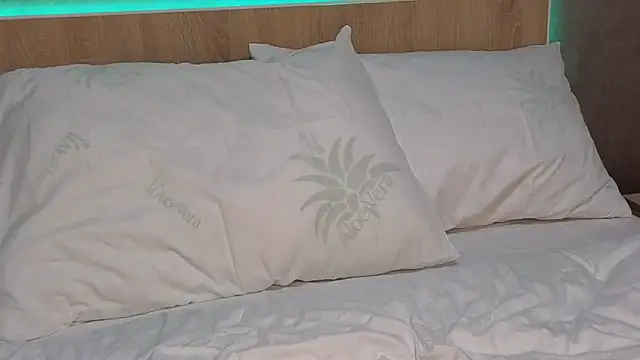 Pisypussy online show from 09-28-25, 06:04