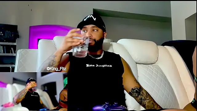 KING FITZ online show from 04-24-26, 02:30