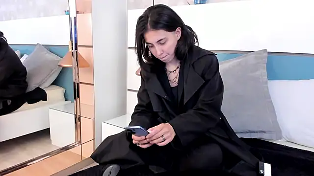 Snapshot of Ashkoreh chatting on 10-23-25, 09:24 Ashkoreh online show from 10-23-25, 09:24