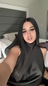 LilMisIndianx online show from 05-06-26, 11:58