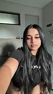 LilMisIndianx online show from 03-25-26, 02:49