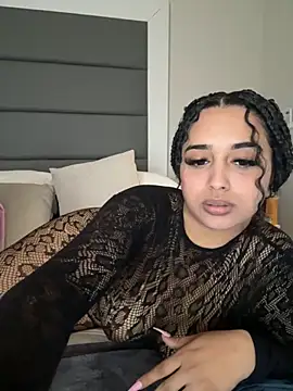 LilMisIndianx online show from 12-23-25, 09:19