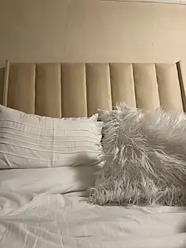 LilMisIndianx online show from 10-12-25, 05:03