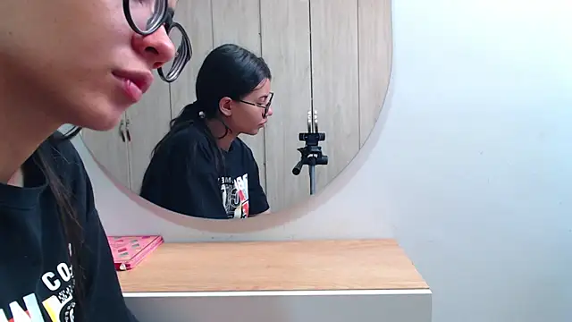 pinky f00x online show from 03-12-26, 07:40