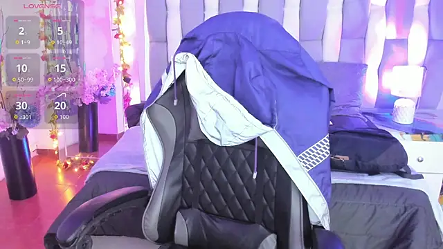 Snapshot of Adaara_Rey chatting on 11-28-25, 07:47 Adaara Rey online show from 11-28-25, 07:47