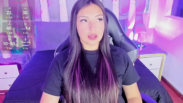 Snapshot of Adaara_Rey chatting on 10-17-25, 07:48 Adaara Rey online show from 10-17-25, 07:48