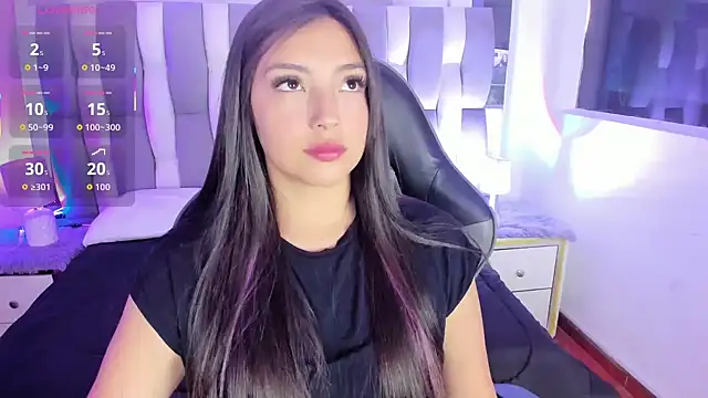 Snapshot of Adaara_Rey chatting on 10-14-25, 08:20 Adaara Rey online show from 10-14-25, 08:20