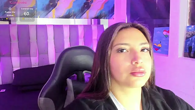 Snapshot of Adaara_Rey chatting on 01-08-26, 06:36 Adaara Rey online show from 01-08-26, 06:36