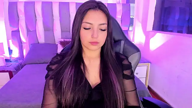 Snapshot of Adaara_Rey chatting on 10-24-25, 06:40 Adaara Rey online show from 10-24-25, 06:40