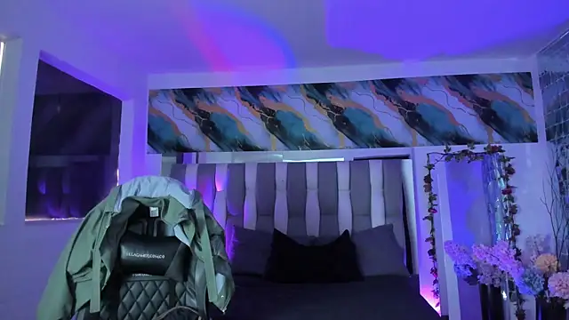 Snapshot of Adaara_Rey chatting on 12-01-25, 07:15 Adaara Rey online show from 12-01-25, 07:15