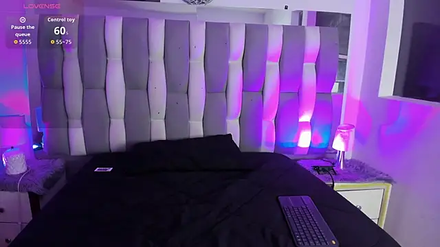 Snapshot of Adaara_Rey chatting on 11-21-25, 08:41 Adaara Rey online show from 11-21-25, 08:41