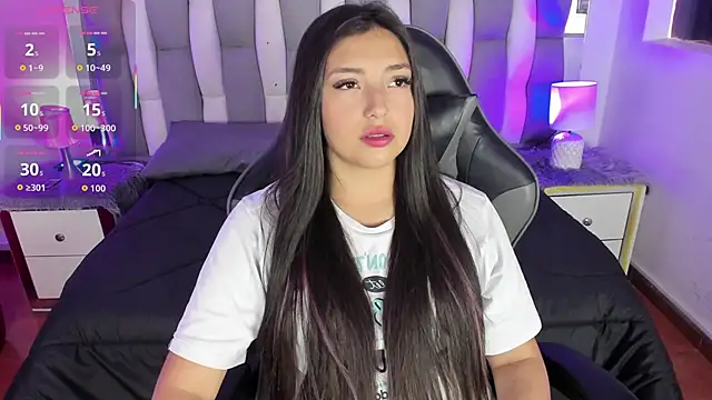 Snapshot of Adaara_Rey chatting on 10-08-25, 08:09 Adaara Rey online show from 10-08-25, 08:09