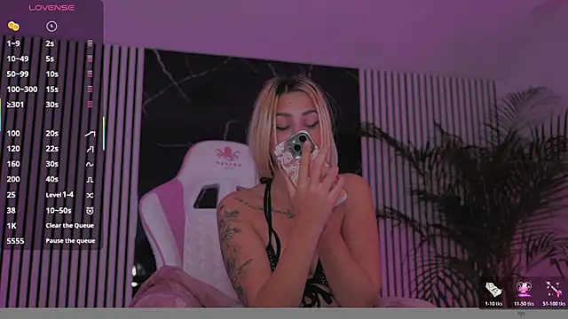 daisyblushh online show from 12-20-25, 04:10