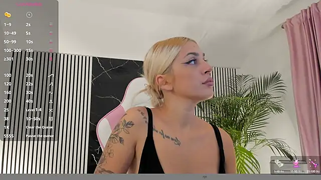 daisyblushh online show from 10-19-25, 04:32
