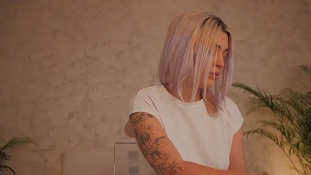 daisyblushh online show from 02-23-26, 03:12