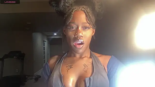 maskedgirl5005 online show from 09-28-25, 08:38