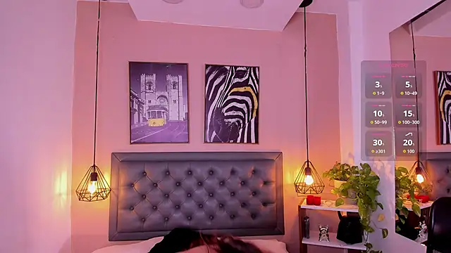 aisha duque online show from 10-28-25, 07:46