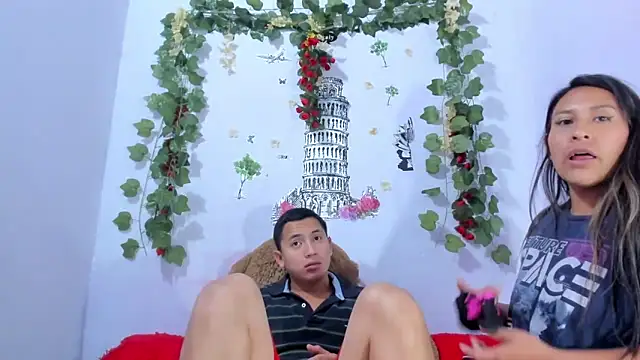 Snapshot of NataliaAndJulliam chatting on 02-03-26, 03:59 NataliaAndJulliam online show from 02-03-26, 03:59