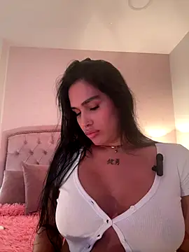 Bella  Wood online show from 11-25-25, 08:09