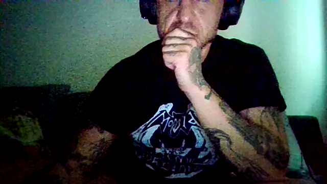 Snapshot of MrNice85 chatting on 11-01-25, 08:08 MrNice85 online show from 11-01-25, 08:08