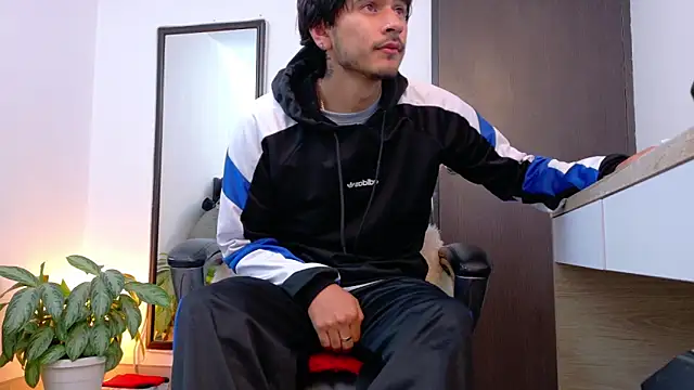 Snapshot of Elian_savoy chatting on 05-03-26, 12:16 Elian savoy online show from 05-03-26, 12:16