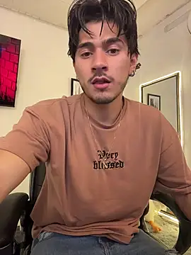 Elian savoy online show from 10-05-25, 03:41